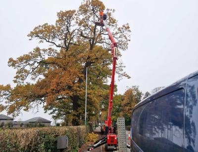 cherry picker hire bala