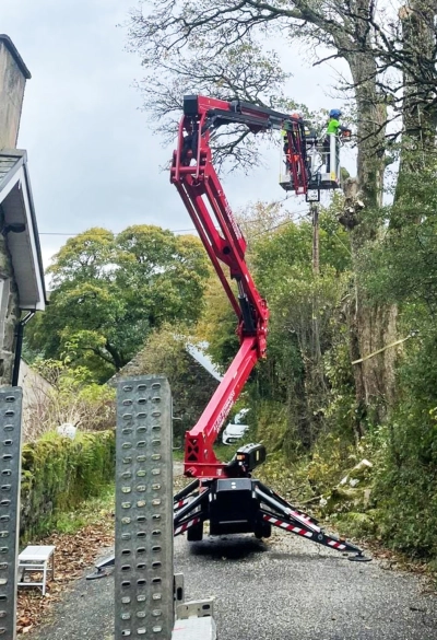 cherry picker hire bala